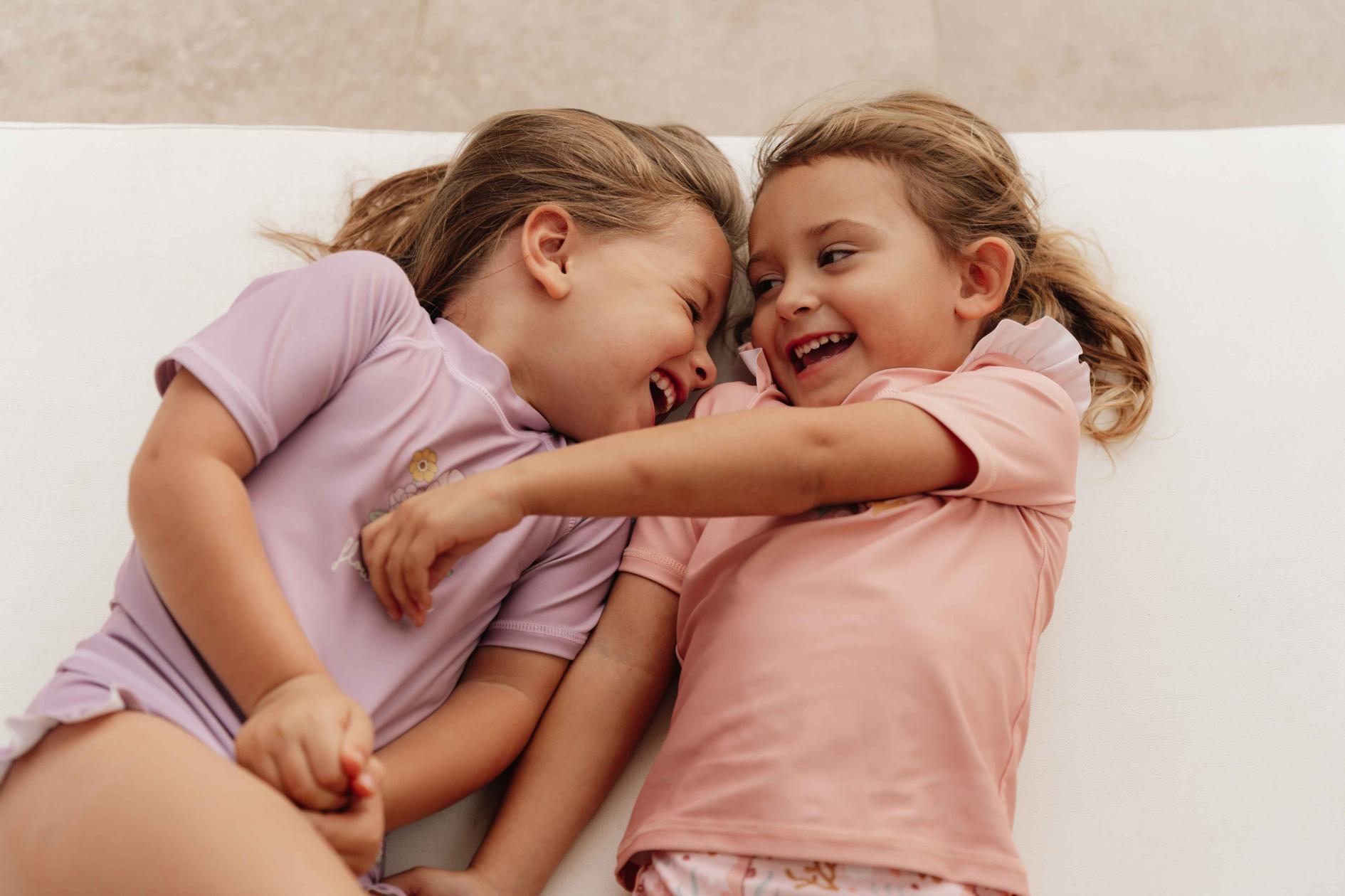 Zwemshirt Little Dutch roze OP=OP